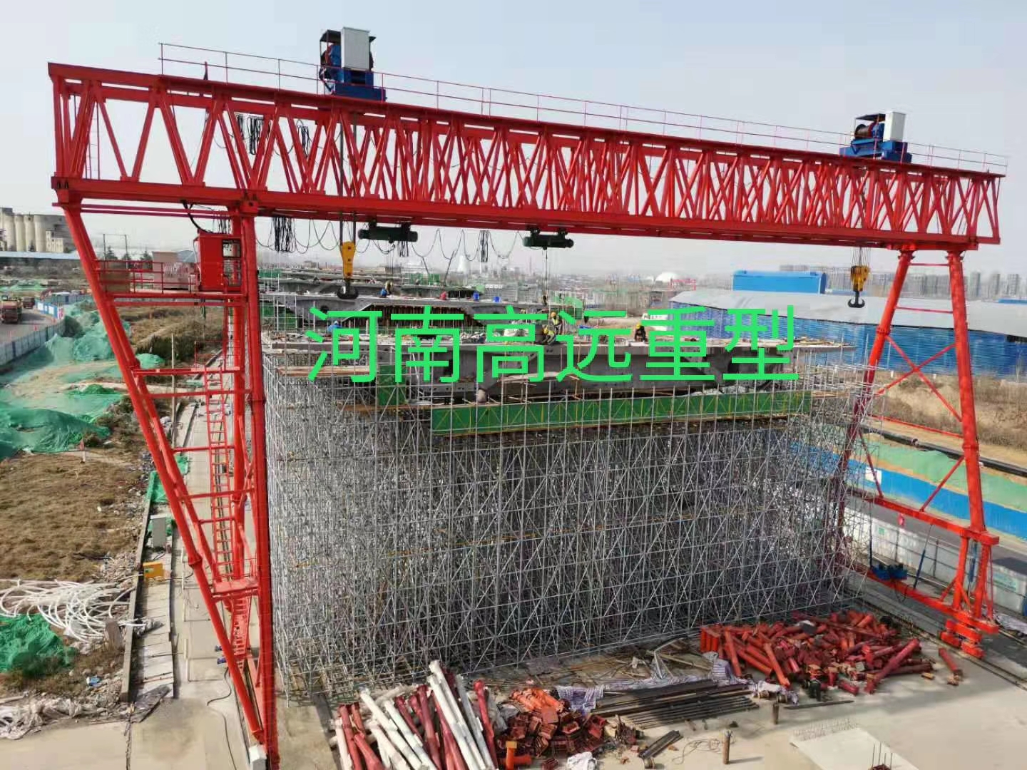 重慶勝和建筑工程有限公司拉薩提布崗項(xiàng)目，采購我廠ME60+60T-36M-9M-2臺(tái)，10T-36M-9M-4臺(tái)龍門吊